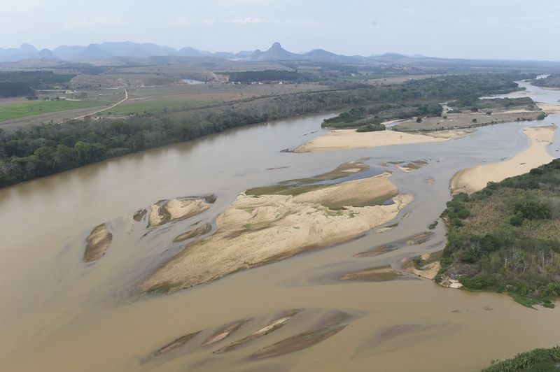 Ibama promete novas multas contra a Samarco Metrópoles