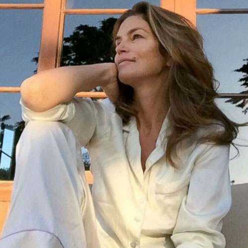 Cindy Crawford.com/Reprodução