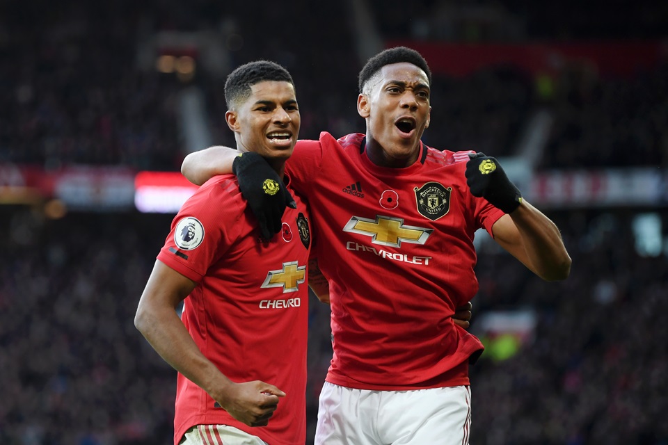 Manchester United Vence Brighton E Sobe Para S Timo No Ingl S Metr Poles