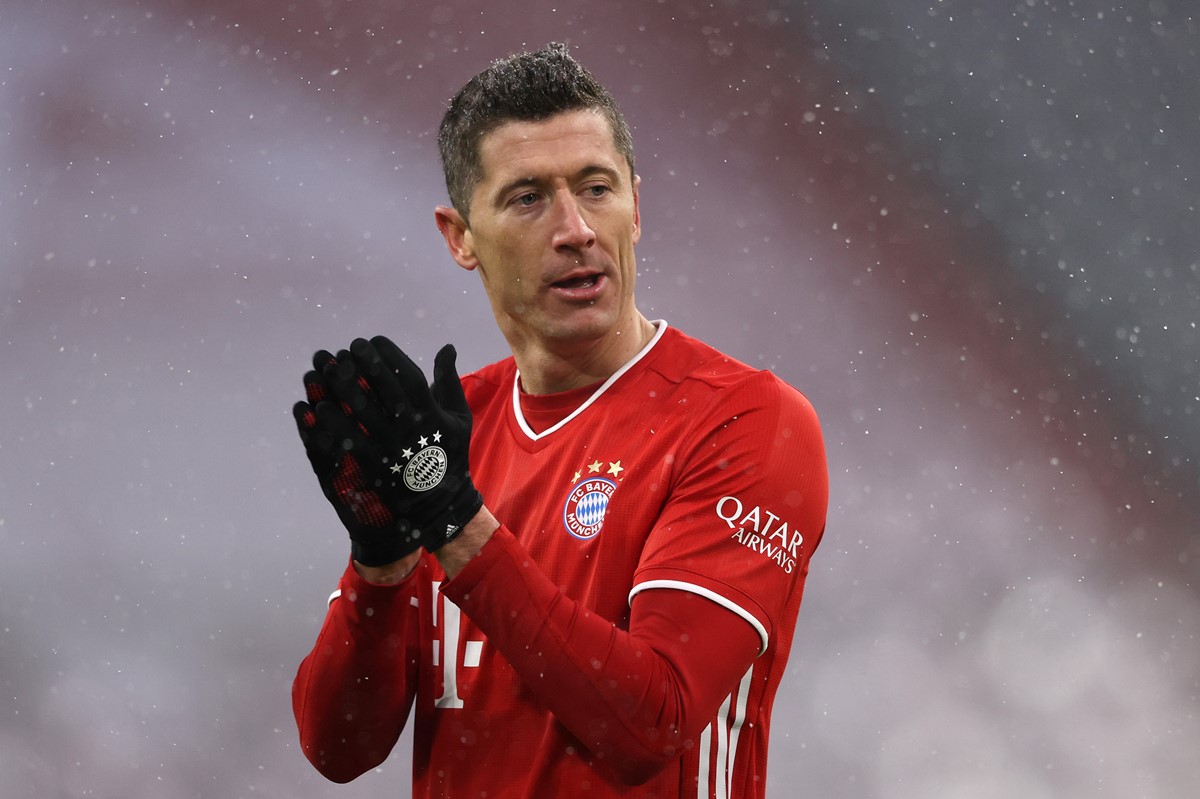 Subiu Barcelona Faz Proposta De Milh Es De Euros Por Lewandowski