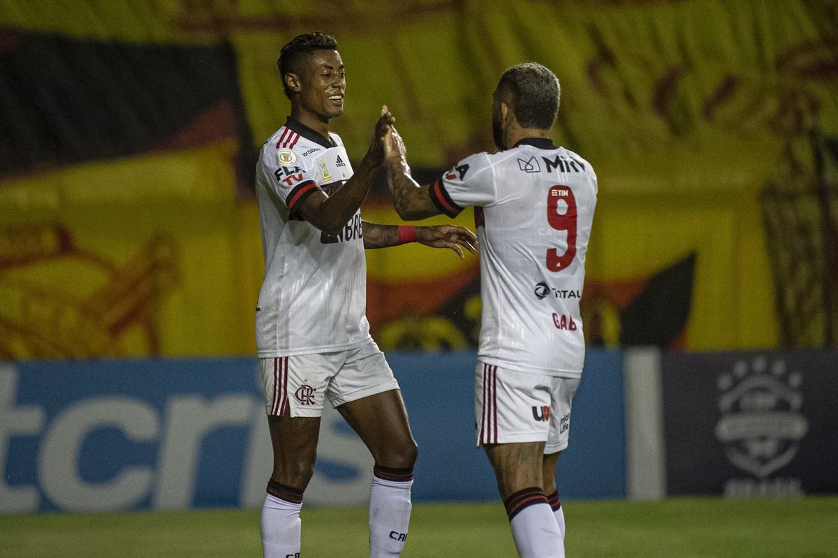 Flamengo E Renato Ga Cho T M Teste De Fogo Contra O Athletico Pr