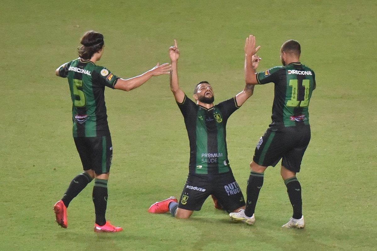 Em Jogo De Sete Gols Am Rica Mg Surpreende Bahia E Sai Da Z Metr Poles