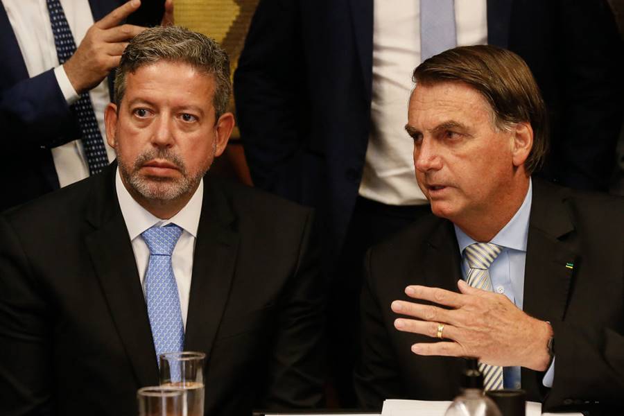 Lira Concede Aposentadoria A Bolsonaro Valor Pode Superar R 30 Mil