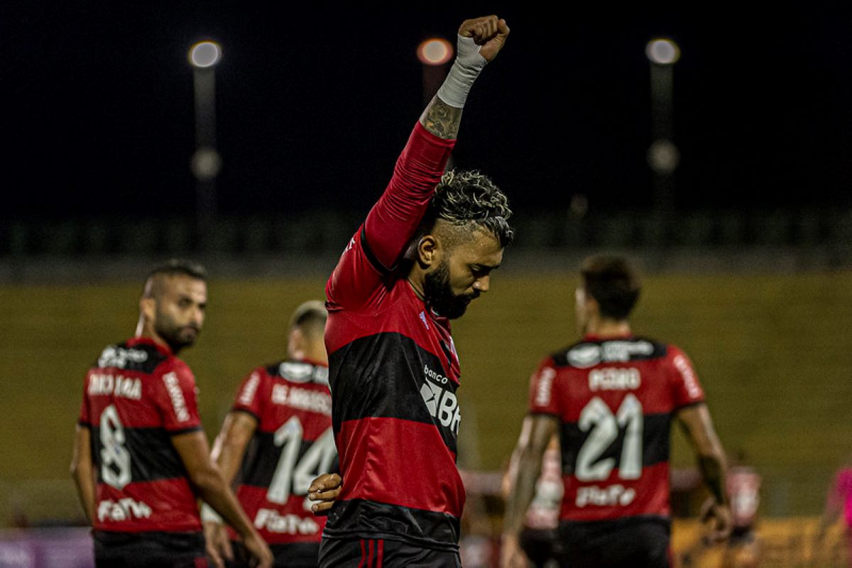 Caso Gabigol Justiça absolve Fluminense e pune Flamengo por homofobia