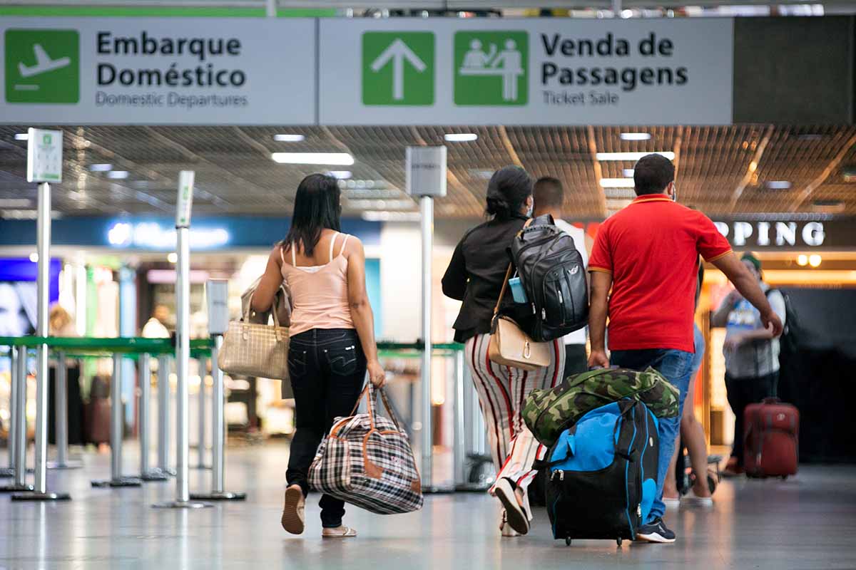 Anac Reduz Tarifas De Embarque Em Seis Aeroportos Brasileiros Metr Poles