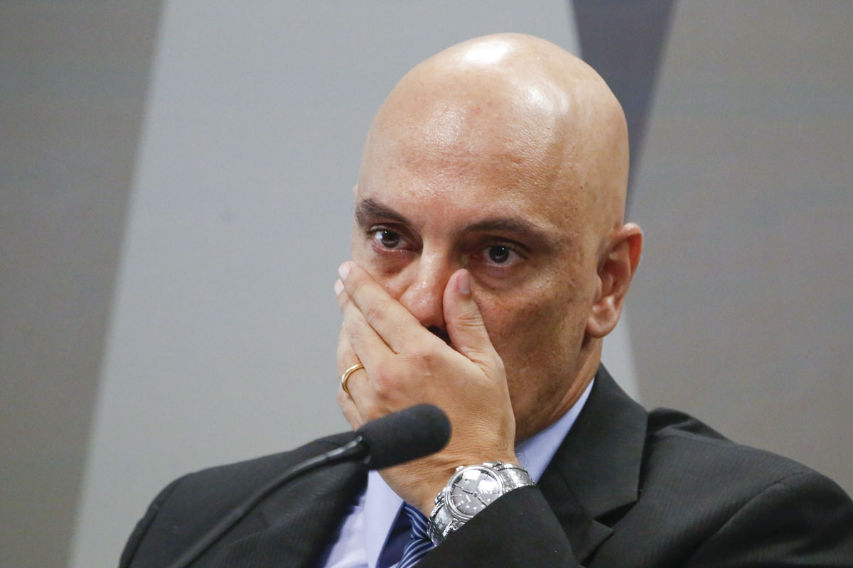 Moraes Manda Pf Vasculhar At Motel Ao Ordenar Opera O Contra Senador