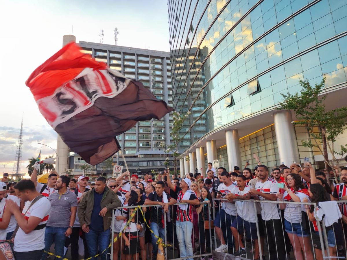 Distrital Quer Homenagear Torcida Organizada Por Excelentes Servi Os