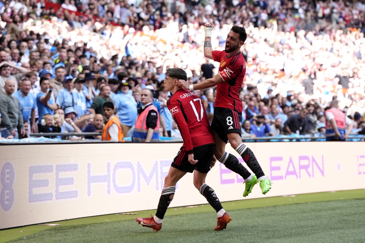 Manchester United Surpreende E Vence City Na Final Da Fa Cup Metr Poles