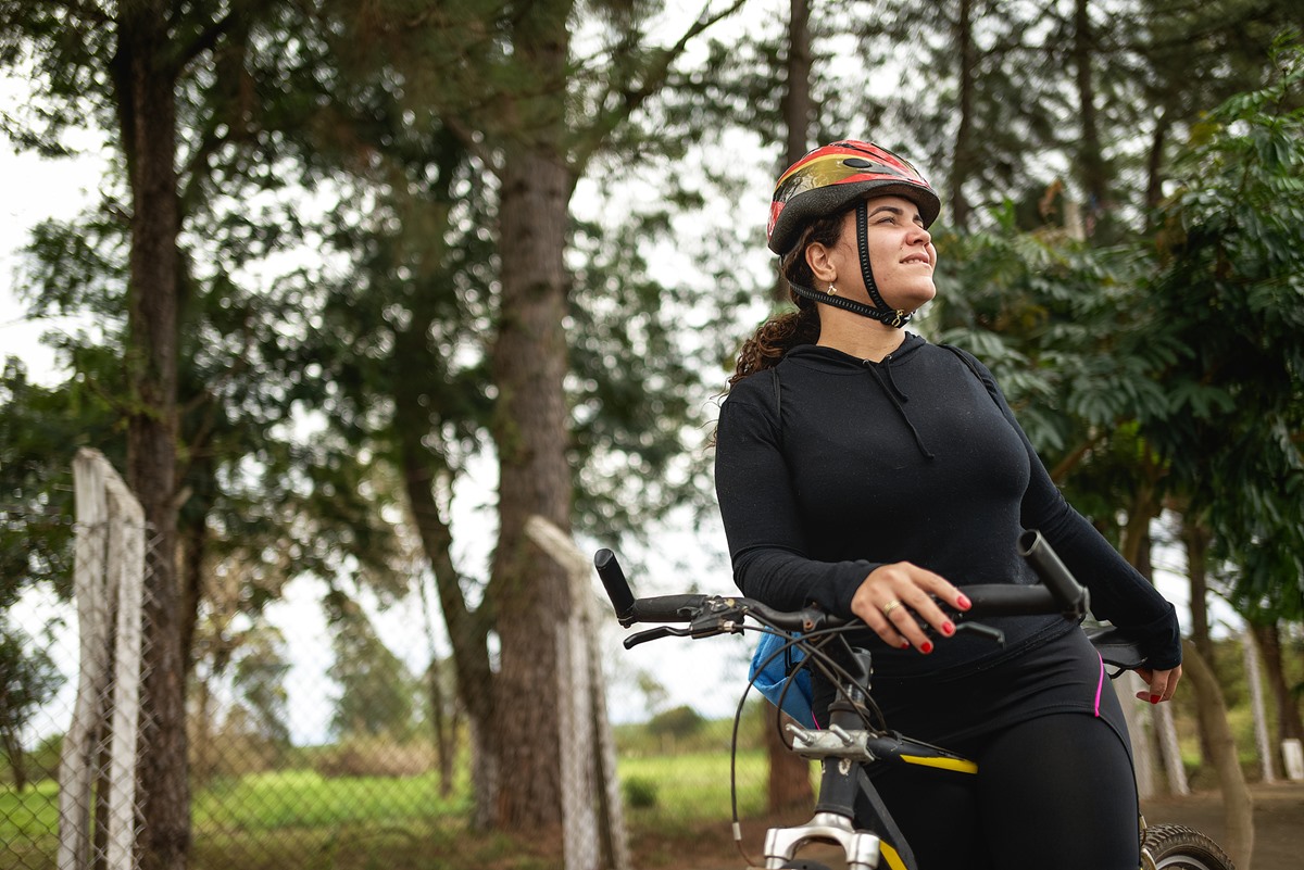 Vá de bicicleta Saiba quais são os benefícios de pedalar para a saúde