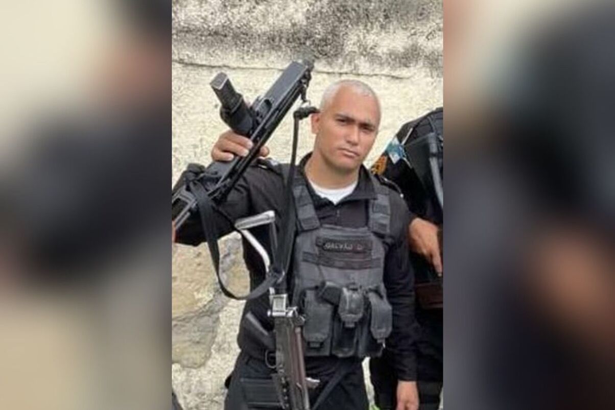 Capitão da PM morre tiro na cabeça em ação contra Comando Vermelho