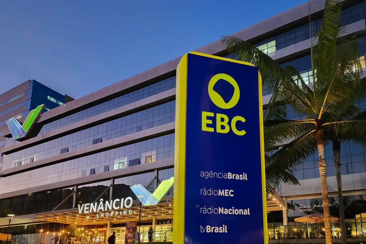 Justiça mantém corte de salários de grevistas na EBC Metrópoles