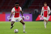Quincy Promes jogou no Ajax entre 2019 a 2021