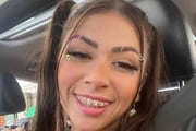 Seus shows cheios de momentos sensuais chamam a atenção na web