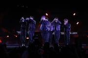 O BTS está em pausa para que os integrantes possam explorar projetos solo e cumprir obrigações militares na Coreia do Sul. O retorno está prevista para 2026