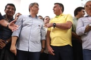 O governador Tarcísio de Freitas e Jair Bolsonaro