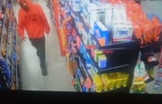 Antes de ser baleado e morrer, Gabriel furtou dois produtos de limpeza em uma unidade do Oxxo