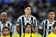 Jair chegou no começo da temporada, mas já vai deixar o clube rumo a Premier League Jair chegou no começo da temporada, mas já vai deixar o clube rumo a Premier League