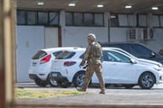 Marcola: líder do PCC é levado a hospital de Base no DF sob forte esquema de segurança