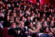 Público interagiu e acompanhou de perto a discussão