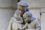 Santo Antônio ficou conhecido, entre outras coisas, como santo casamenteiro