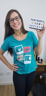 Letícia Góes no início do projeto Português com Letícia