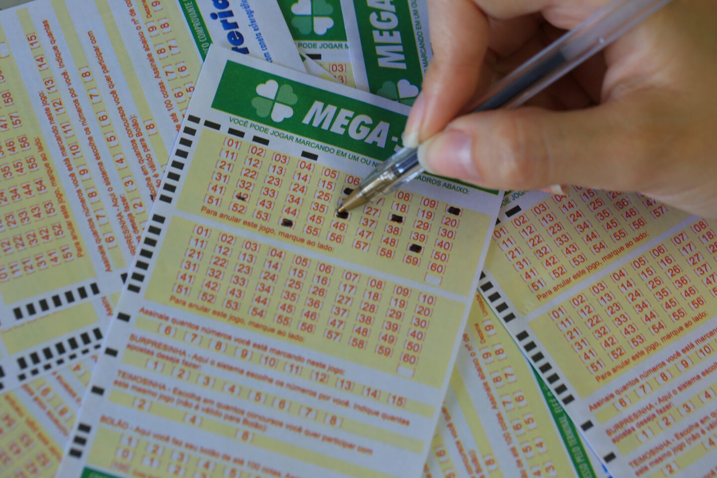Mega-sena acumula e próximo concurso pode pagar r$ 42 milhões