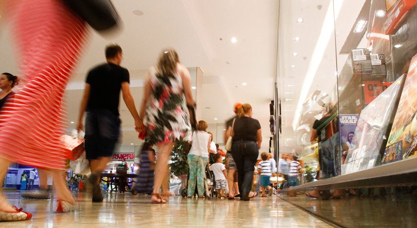 Após meses de queda, vendas no varejo crescem 0,2% em agosto