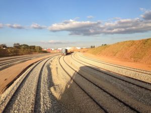 Trecho da obra da Ferrovia Norte-Sul - Metrópoles