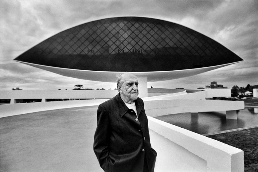 Vem aí a biografia de oscar niemeyer