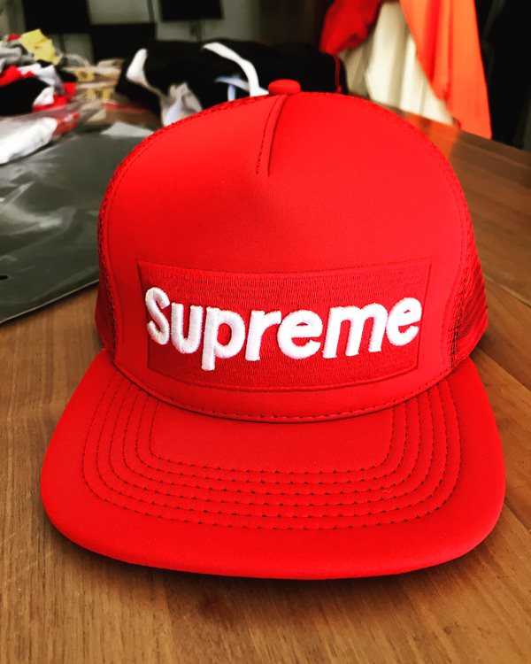 Reprodução/Instagram/@supreme_streetwear_europe