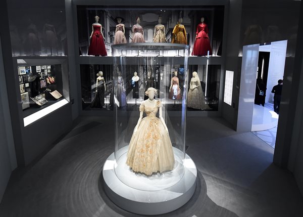 Exposição Christian Dior: Designer of Dreams