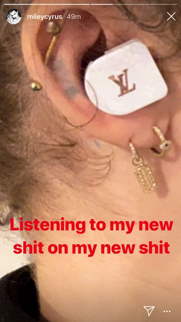 @mileycyrus/Instagram/Reprodução