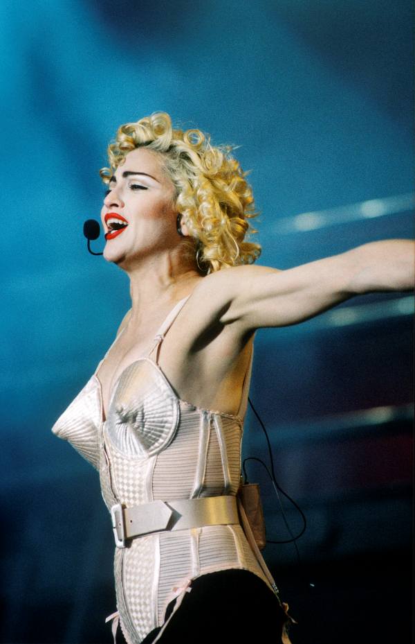 Madonna Blond Ambition World Tour