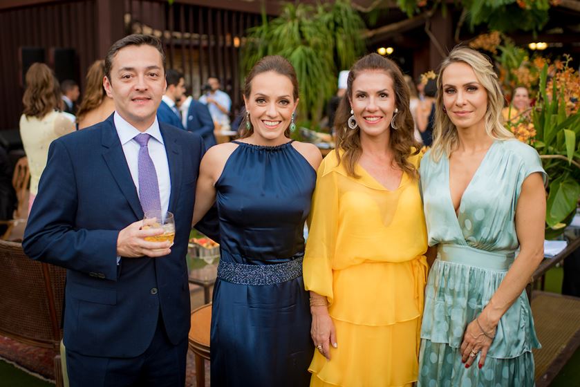 Antônio e Mariana Casartelli, Luciana Lóssio e Angela Baeta Neves