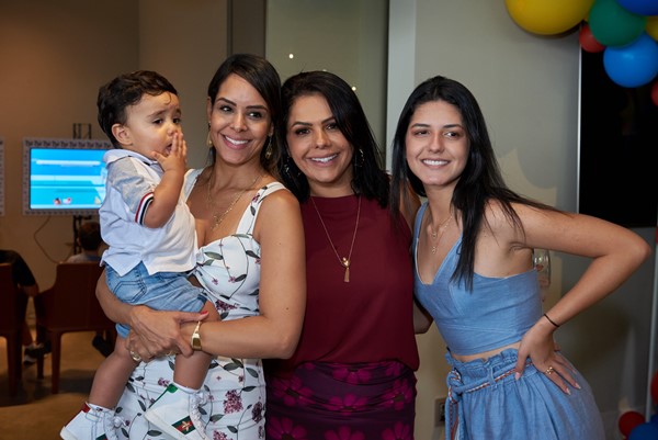 Mateus Rocha, Mayara Noronha Rocha, Daniela Perboni e Marcela Perboni