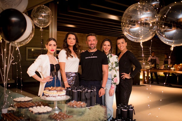 Anna Carolina Noronha, Tati Mauriz, André Monjardim, Fabiana Ortega e Margot Albuquerque