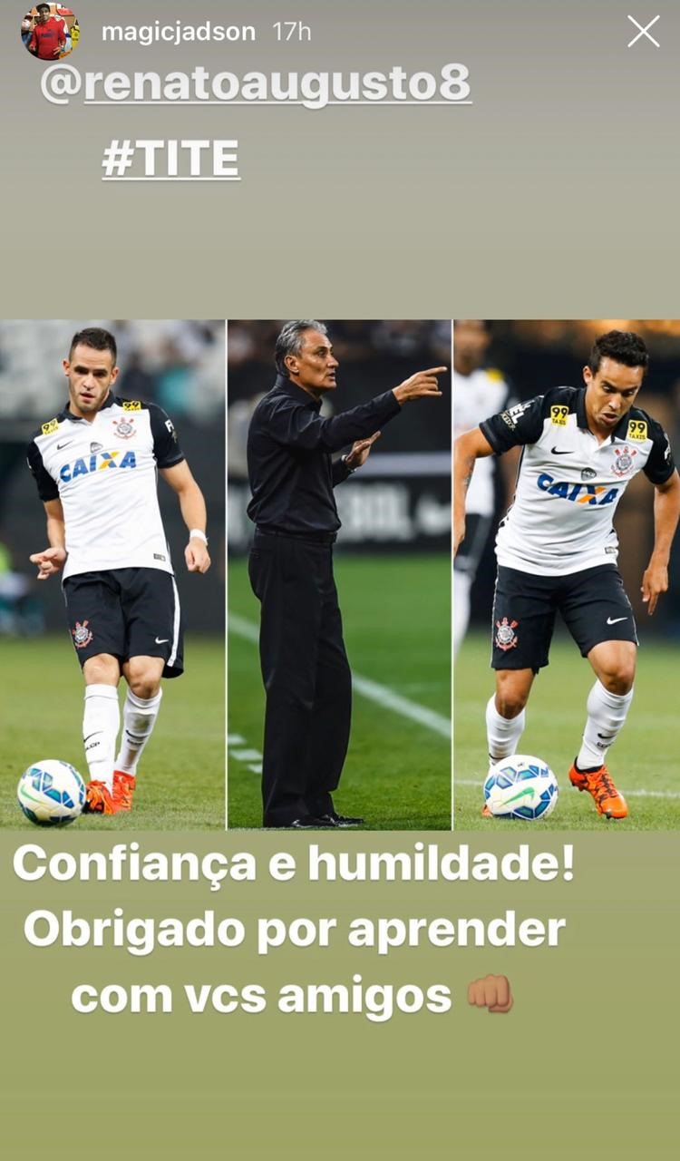 Jadson ao lado de Tite e Renato Augusto