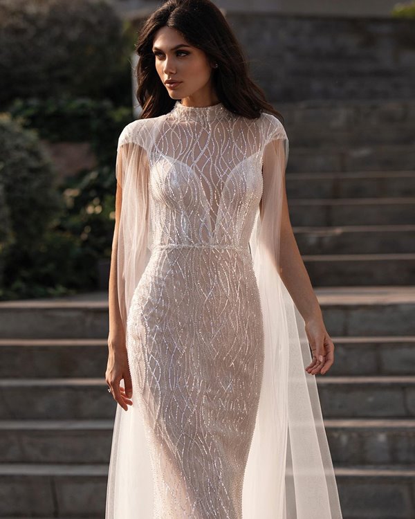 Noiva com vestido da marca Pronovias