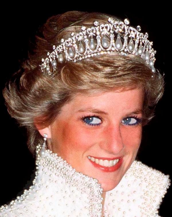 Diana Lovers Knot Tiara