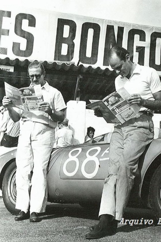 Os pilotos José Gimenez Lopez e Jean-Louis Lacerda Soares