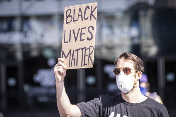 protesto contra o racismo e a truculência policial, depois da morte de George Floyd