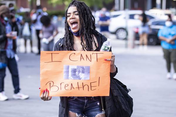 protesto contra o racismo e a truculência policial, depois da morte de George Floyd