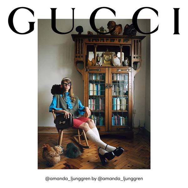 modelo em campanha caseira da Gucci