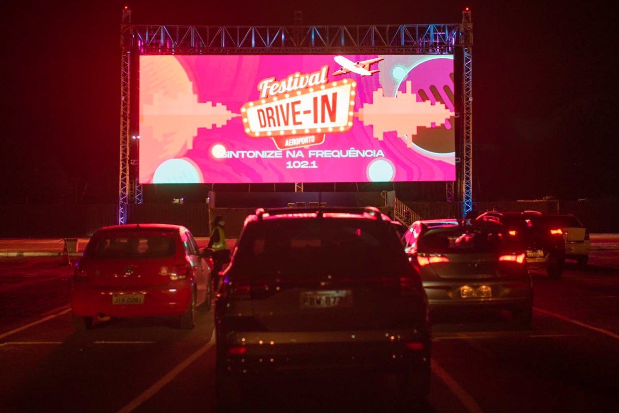 Festival drive in