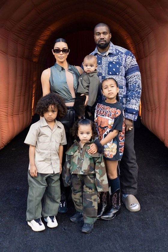 Kim Kardashian, Kanye West, North, Chicago, Psalm e Saint