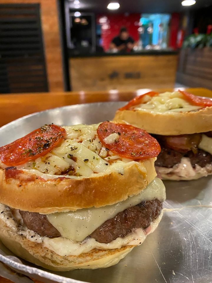 Pizza burger