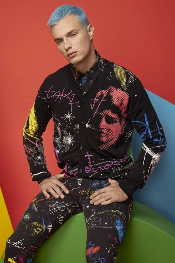 Look masculino de Resort 2021 da Moschino