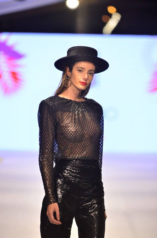 Desfile no evento Veste Rio