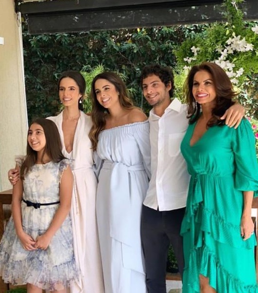 tatiana valença e familia