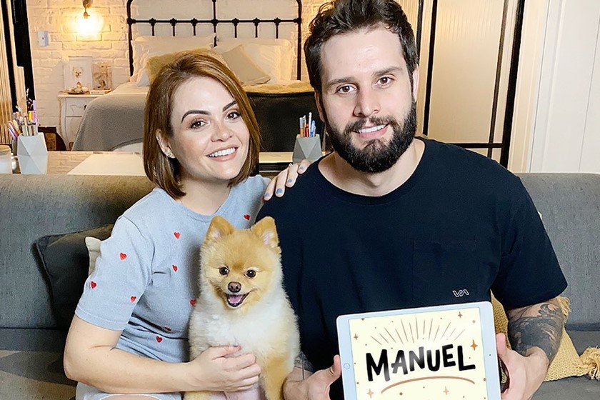 Karol Pinheiro e Arthur Pezzi com o dog Cookie